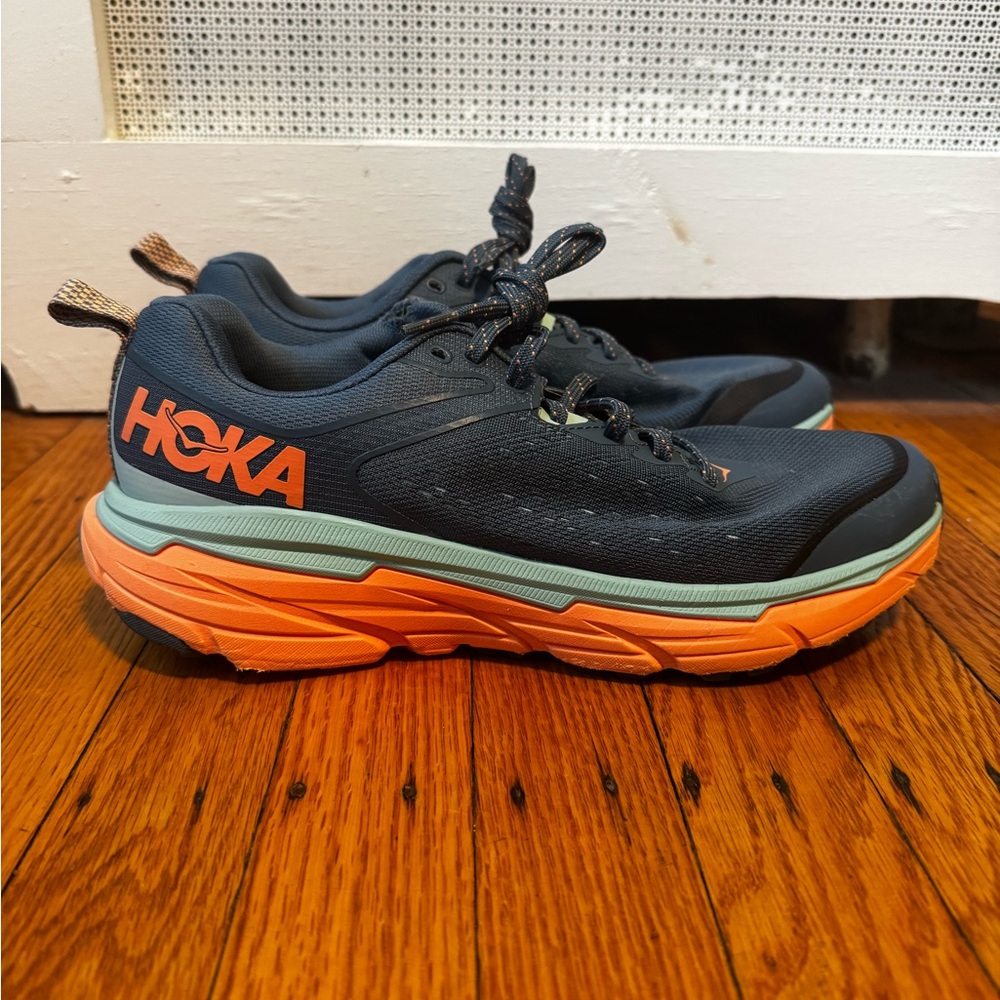 Women's Hoka One One Challenger ATR 6 Trail Running Shoes Size 8.5